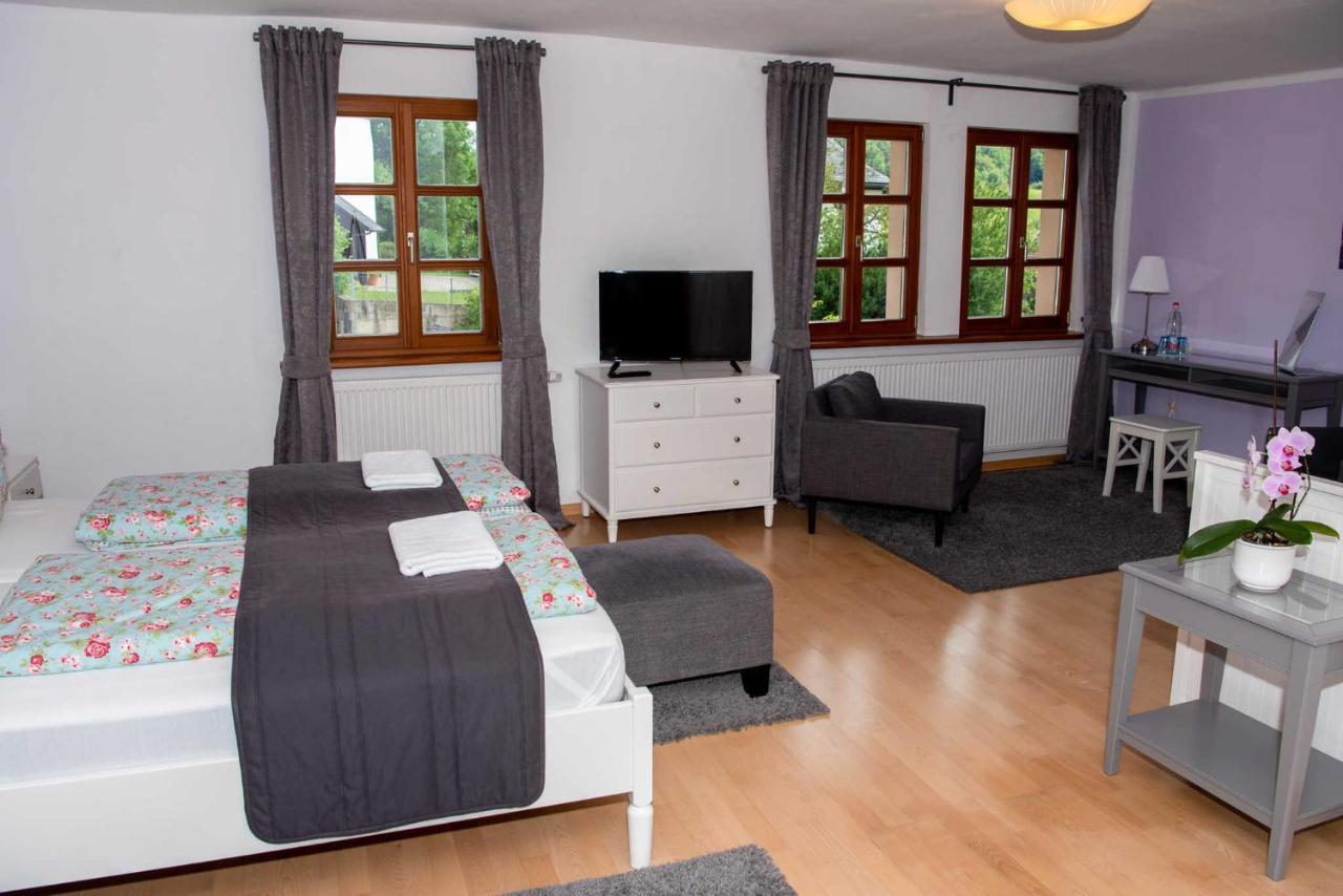 Gutshof Mengersdorf Hotel Mistelgau ภายนอก รูปภาพ